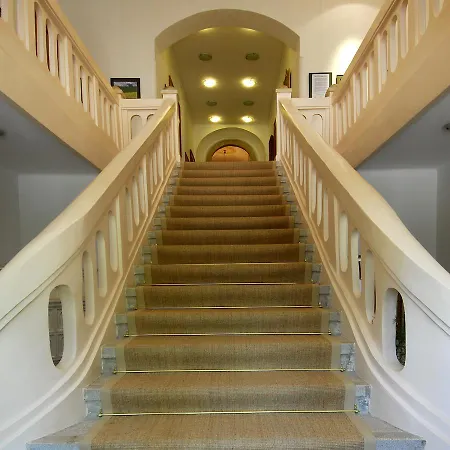 Otel Bano Maria Kastelyszallo Felsomocsolad